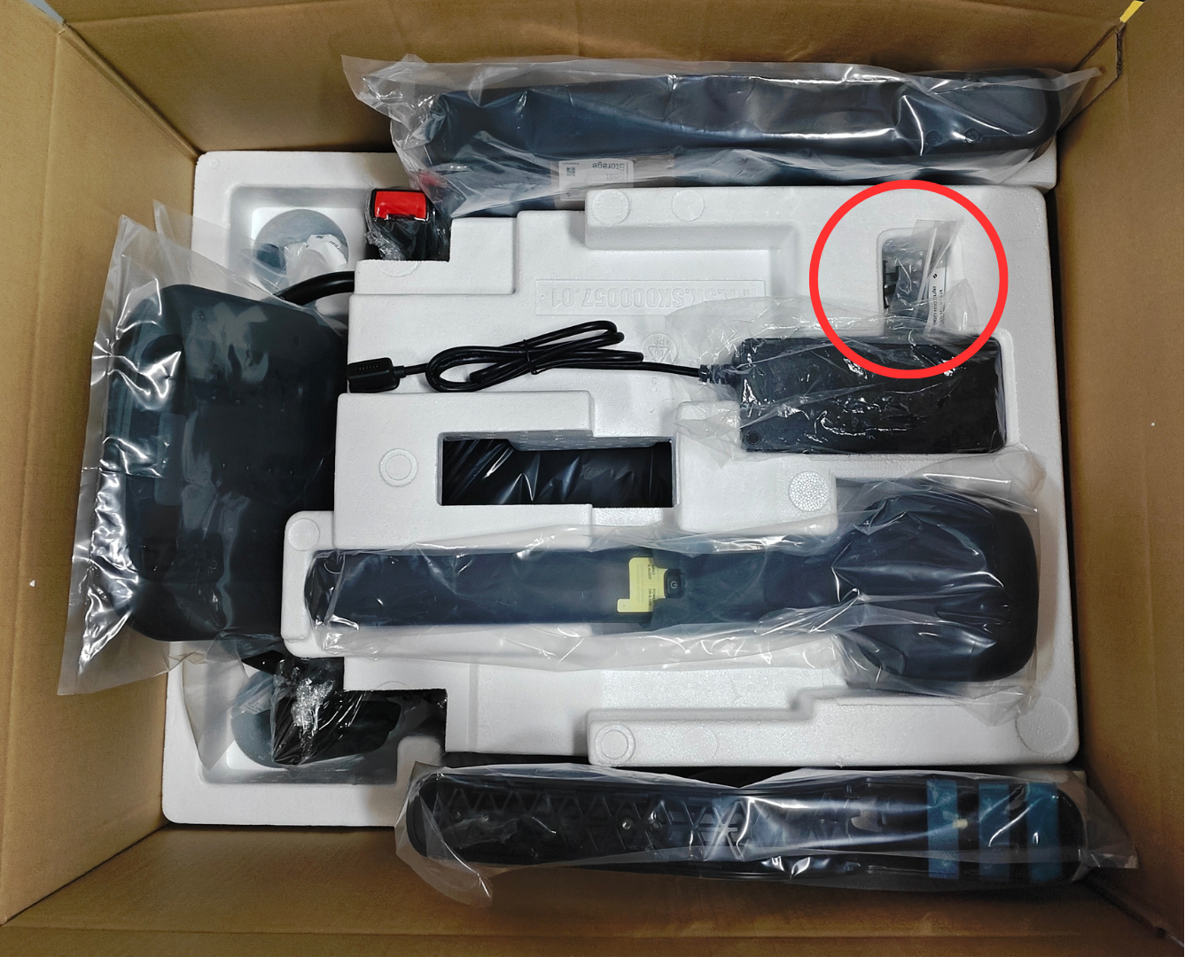 H3 hex key packed in the tool packet inside Box 3