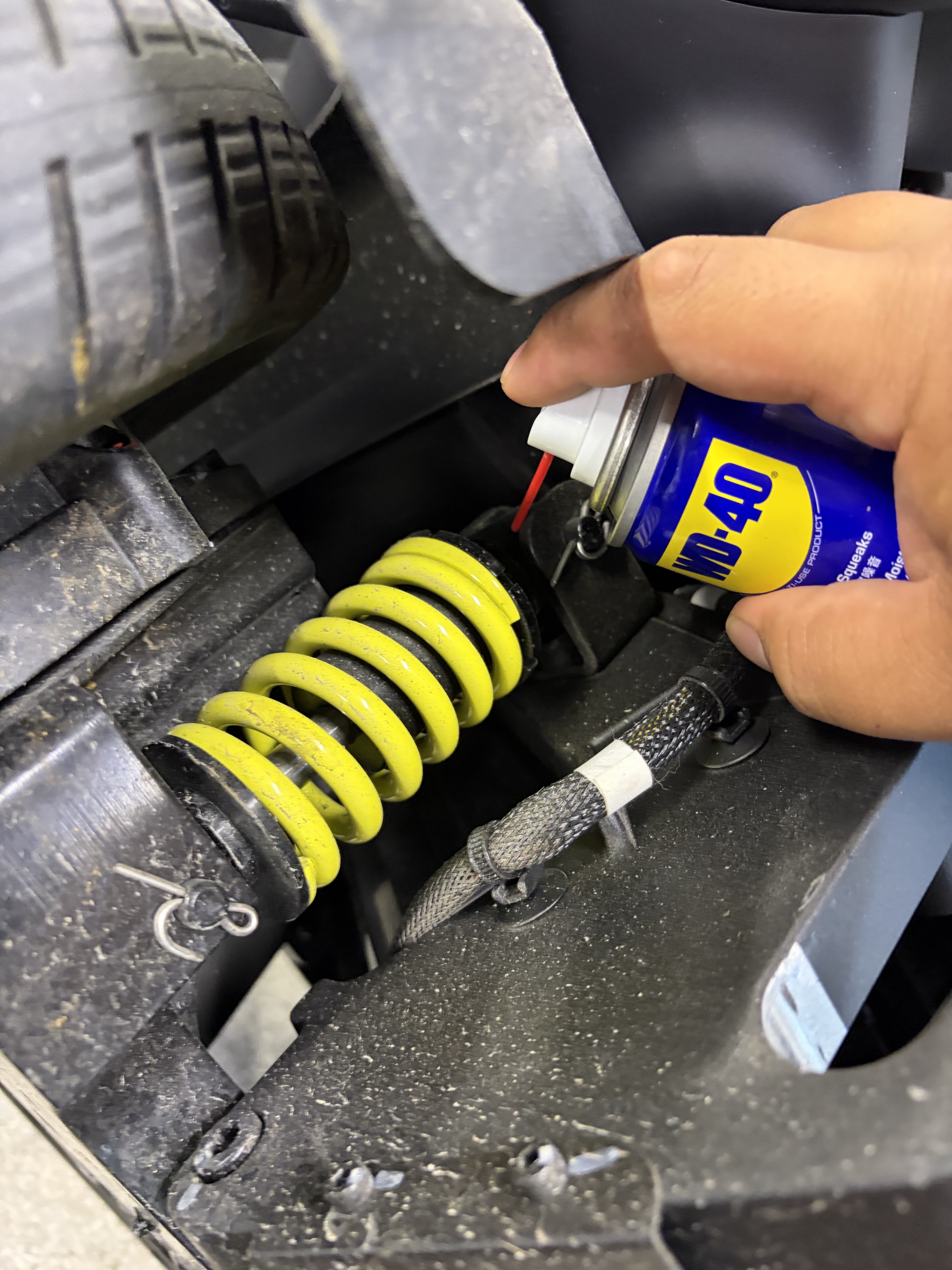 Lubrication point 5